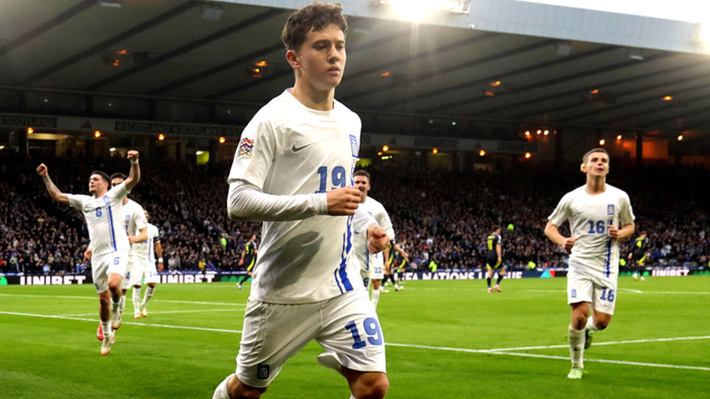 Τρέλα για Καρέτσα: Φανέλα του πωλήθηκε 764 ευρώ!