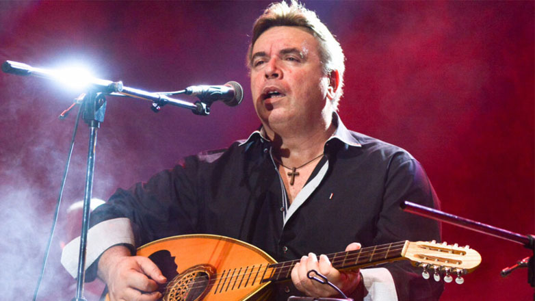 Μανώλης Λιδάκης: Τελέστηκε το μνημόσυνο για τις 40 μέρες από το θάνατό του – Το συγκινητικό ποίημα που του αφιέρωσε η αδερφή του