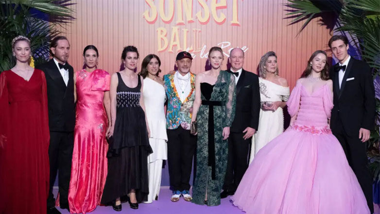 Rose Ball 2025: Δείτε όλες τις εντυπωσιακές εμφανίσεις των καλεσμένων της βασιλικής οικογένειας του Μονακό