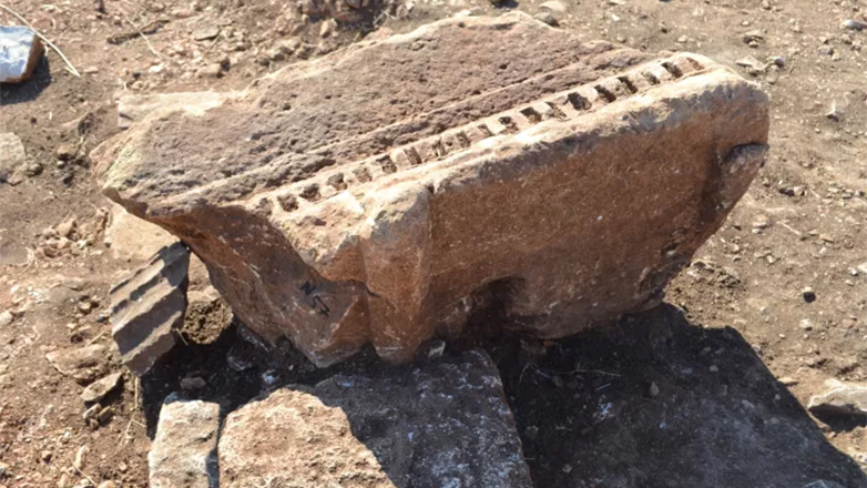 Καὶ ἐκ γῆς ἀνεδύθη θέατρον – Ο εντοπισμός και η συστηματική ανασκαφή του αρχαίου θεάτρου της Λευκάδας