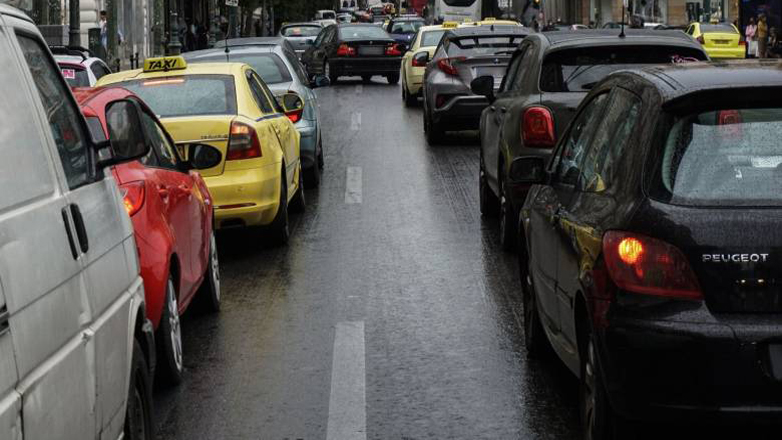 Μεγάλο μποτιλιάρισμα λόγω και της βροχής σε Κηφισό και κέντρο