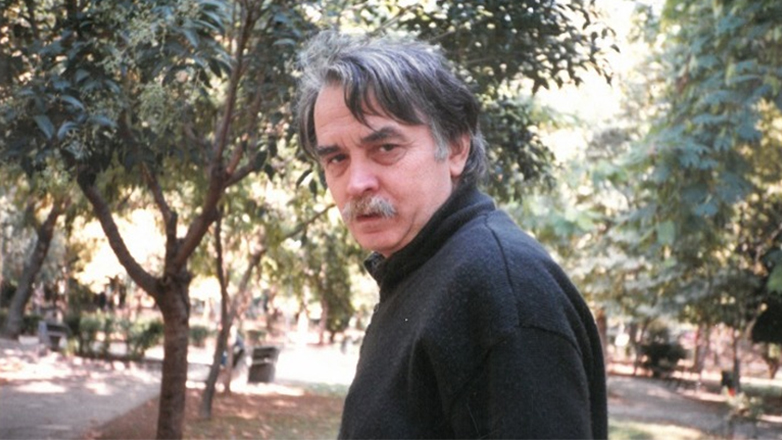 «Λάκης Παπαστάθης, αναζητώντας τη χαμένη εικόνα»