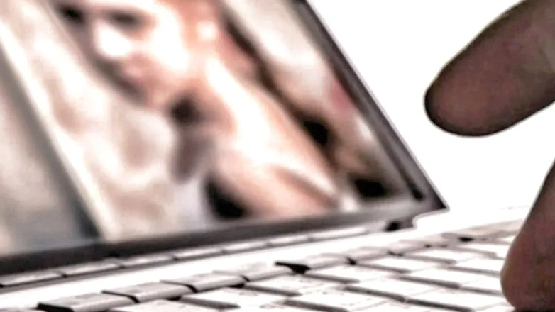 Ένα από τα μεγαλύτερα δίκτυα παιδικής πορνογραφίας εξάρθρωσε η Europol