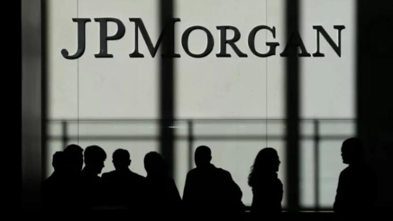 JPMorgan: Οι δασμοί του Τραμπ θα βυθίσουν την παγκόσμια οικονομία σε ύφεση
