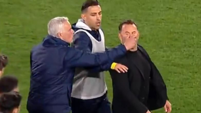 Ο Μουρίνιο έπιασε από τη μύτη τον Μπουρούκ!