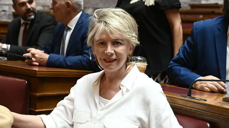 Η ειρωνική ανάρτηση της Ακρίτα για τον…«Γιάννη» και την «Πέπη»