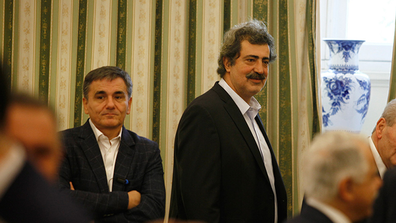 Πολάκης σε Τσακαλώτο: «Έρμε και σκοτεινέ, τους τσάκισες στην αντιπολίτευση»