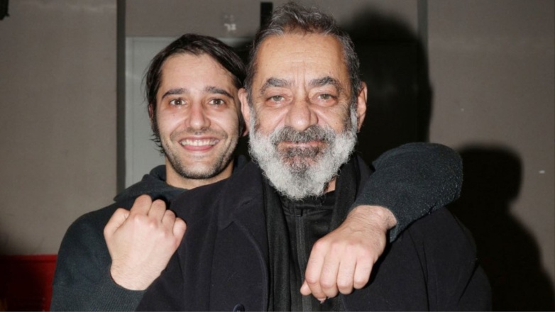 Αντώνης Καφετζόπουλος: Η πρώτη δημοσίευση του γιου του, Γιώργου μετά τη σύλληψη του ηθοποιού για οπλοκατοχή