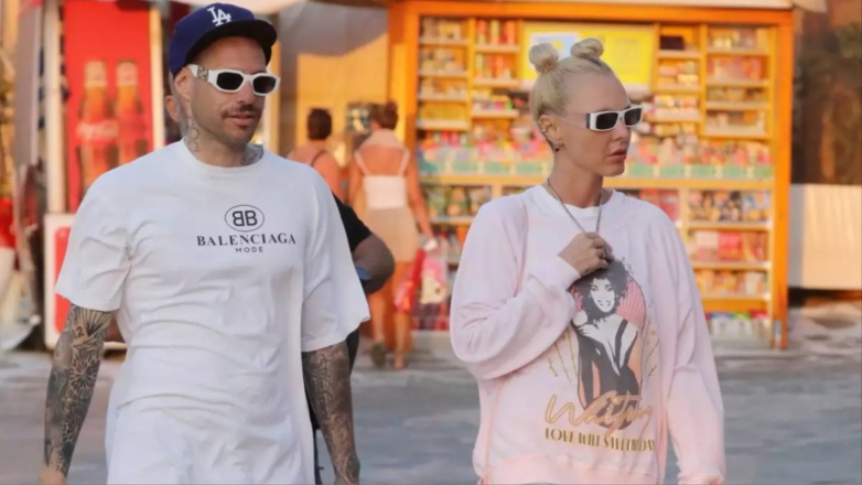 Τάμτα: «Είμαστε μαζί δέκα χρόνια… » – Η σπάνια αναφορά της τραγουδίστριας στον σύντροφό της, Πάρι Κασιδόκωστα