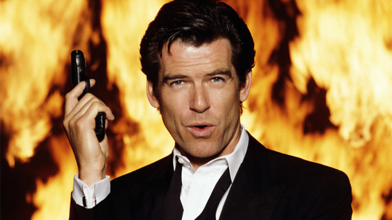 Πιρς Μπρόσναν:  Εγκρίνει τον Άαρον Τέιλορ-Τζόνσον για τον ρόλο του Τζέιμς Μποντ