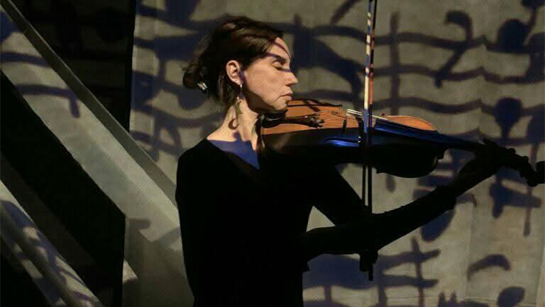 «Midnight Bach» με την Ίριδα Λουκά, τη Μεγάλη Τρίτη στον Φιλολογικό Σύλλογο «Παρνασσός»