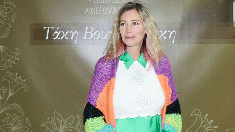 Έγκυος στα 53 της η Άριελ Κωνσταντινίδη – Οι πρώτες φωτογραφίες με φουσκωμένη κοιλιά