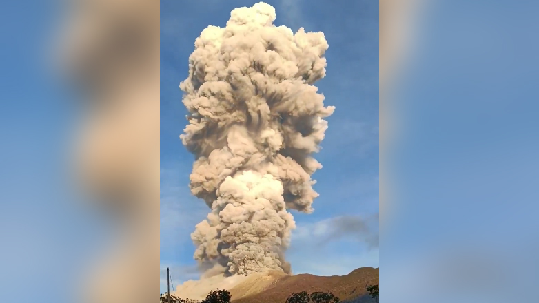Εξερράγη το ηφαίστειο Κανλάον στις Φιλιππίνες