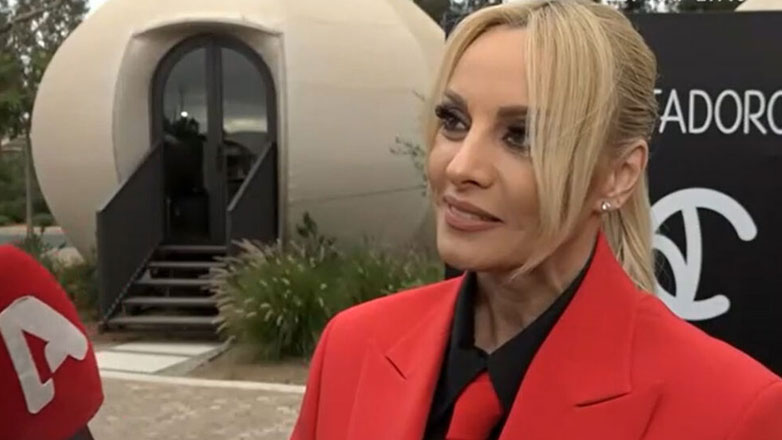 Πέγκυ Ζήνα: Αποκαλύπτει τι μαθαίνει για τον Νότη Σφακιανάκη και τη φημολογούμενη επιστροφή του στις πίστες