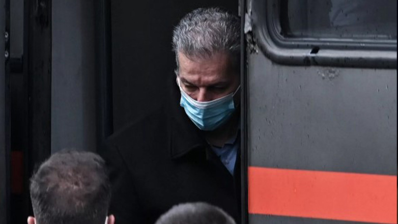 Folli Follie: Αποφυλακίζεται με περιοριστικούς όρους ο Τζώρτζης Κουτσολιούτσος