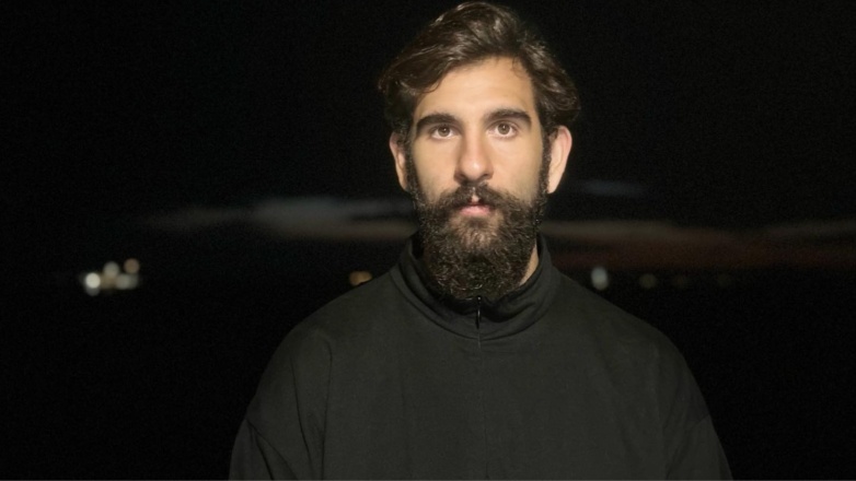 Δημήτρης Φιλιππίδης: Το καλοκαίρι θα εργαστεί σε μπαρ στην Κέρκυρα!