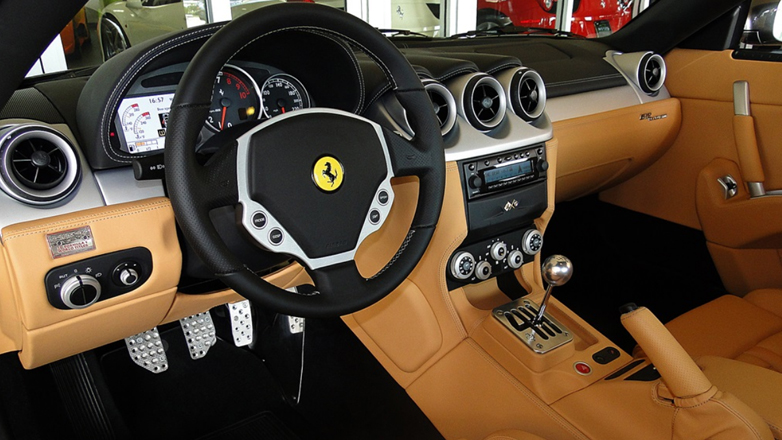 Η Ferrari δηλώνει έτοιμη να επαναφέρει το χειροκίνητο κιβώτιο