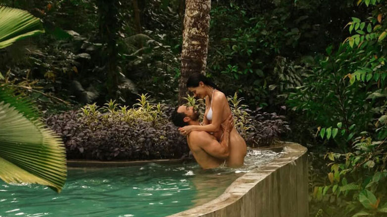 Χριστίνα Μπόμπα – Σάκης Τανιμανίδης: Τα τρυφερά στιγμιότυπα σε πισίνα πολυτελούς resort στο Μπαλί