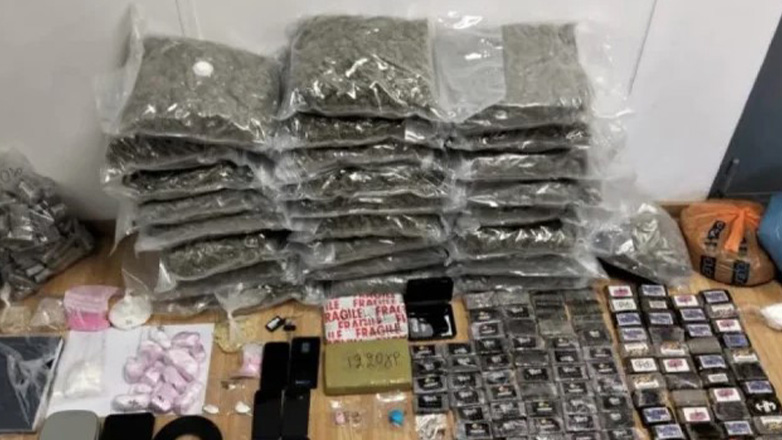 Διακινούσε ναρκωτικά με ταξί και συνελήφθη