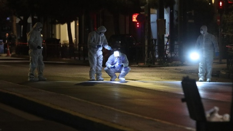 Ο ΣΥΡΙΖΑ καταδικάζει τη βομβιστική επίθεση στα γραφεία της Hellenic Train