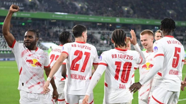 Γερμανία: Διπλό… Champions League για τη Λειψία, 3-2 την Άουγκσμπουργκ