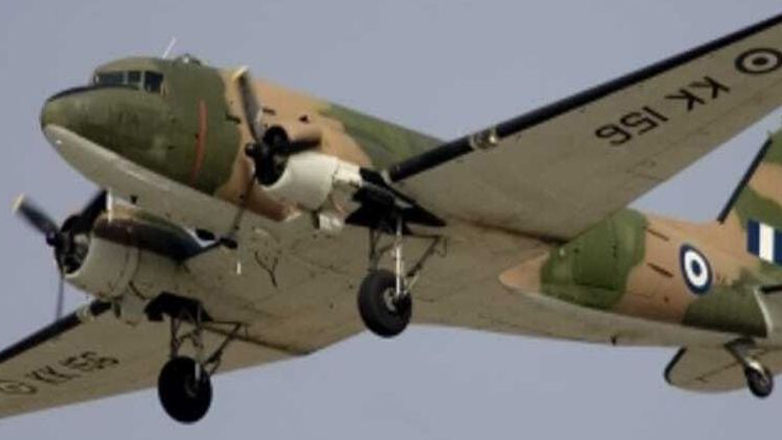 Στο Ίδρυμα «Ίκαρος» για ανακατασκευή ένα HAVILLAND DH.82 Tiger Moth και ένα C-47A της Πολεμικής Αεροπορίας