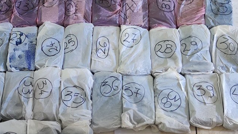 Κατάσχεση 53,778 κιλών κοκαΐνης στον Πειραιά