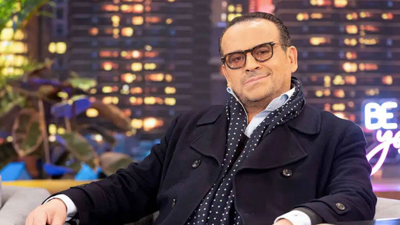 Βασίλης Ζούλιας για «Emily in Paris»: «Πληρώθηκα ένα ωραίο παχυλό τσεκ…η καριέρα μου άλλαξε μέσα σε μία νύχτα»