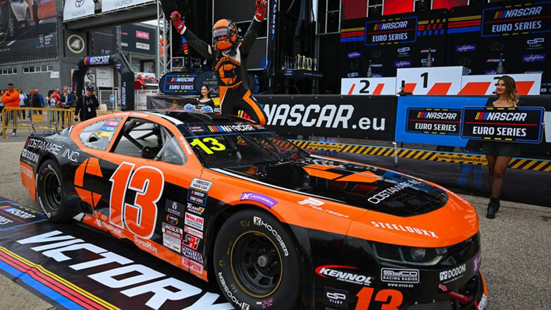NASCAR Euro Series: Ο Θωμάς Κρασώνης έγραψε ιστορία στη Βαλένθια