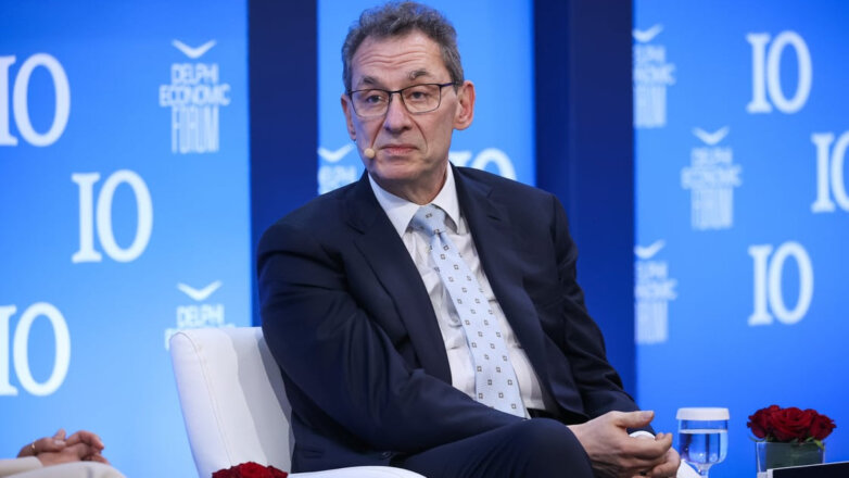 Άλμπερτ Μπουρλά: Η Τεχνητή Νοημοσύνη θα φέρει τη θεραπεία του καρκίνου σε 4 χρόνια αντί για 10