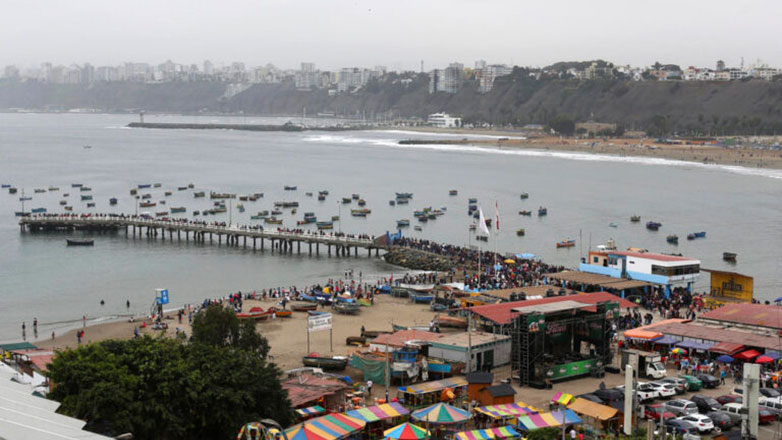 Περού: Οι αρχές έκλεισαν 91 λιμάνια λόγω ισχυρών κυμάτων στον Ειρηνικό