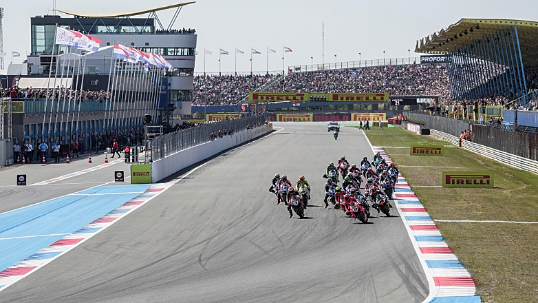 WorldSBK: Ο Bulega κερδίζει στον 1ο Αγώνα στο Assen