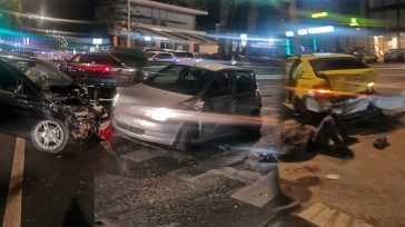 Καραμπόλα οκτώ οχημάτων στη Λ. Ποσειδώνος στο ύψος του Αλίμου