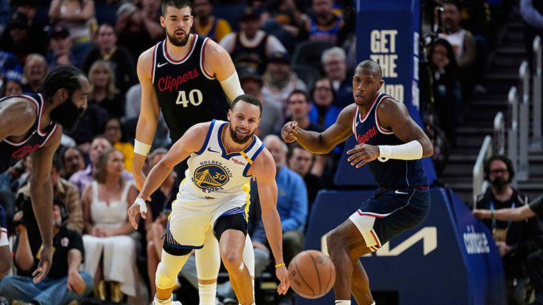 NBA – Δυτική Περιφέρεια: Θρίαμβος των Κλίπερς στην παράταση στην έδρα των Γουόριορς