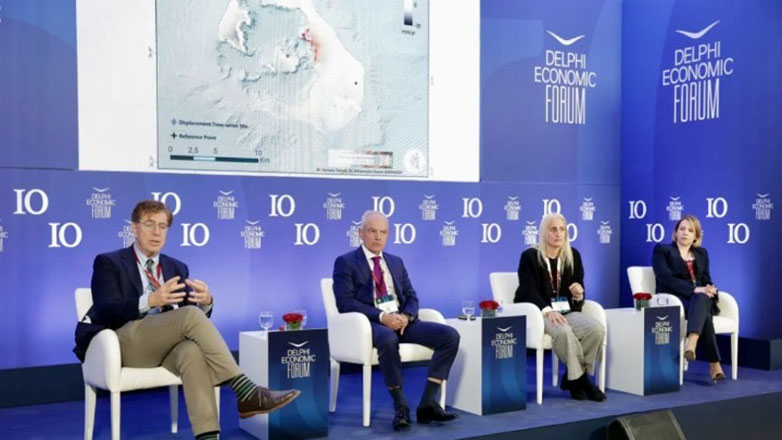 Η συμβολή της τεχνητής νοημοσύνης και υψηλής τεχνολογίας στην κατανόηση της σεισμικής κρίσης στη Σαντορίνη