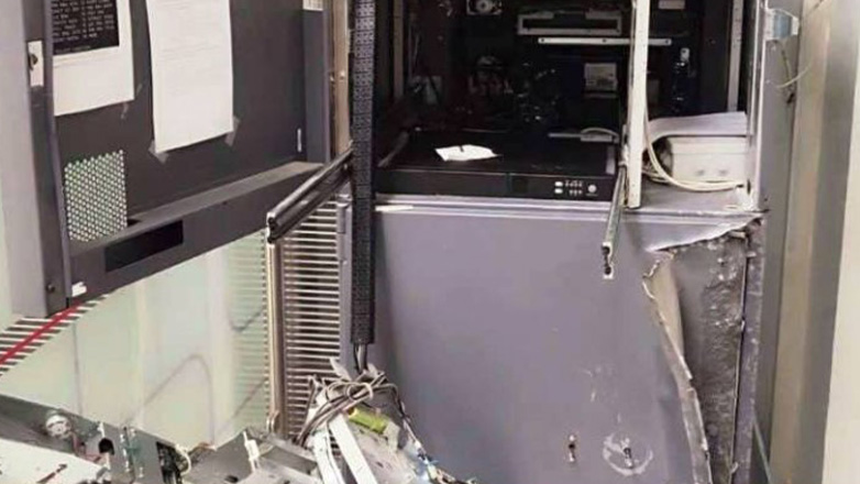 Πέντε οι εμπλεκόμενοι στη διάρρηξη ΑΤΜ τράπεζας στο Αγρίνιο