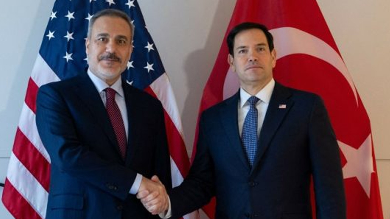 Τηλεφωνική επικοινωνία μεταξύ Φιντάν και Ρούμπιο