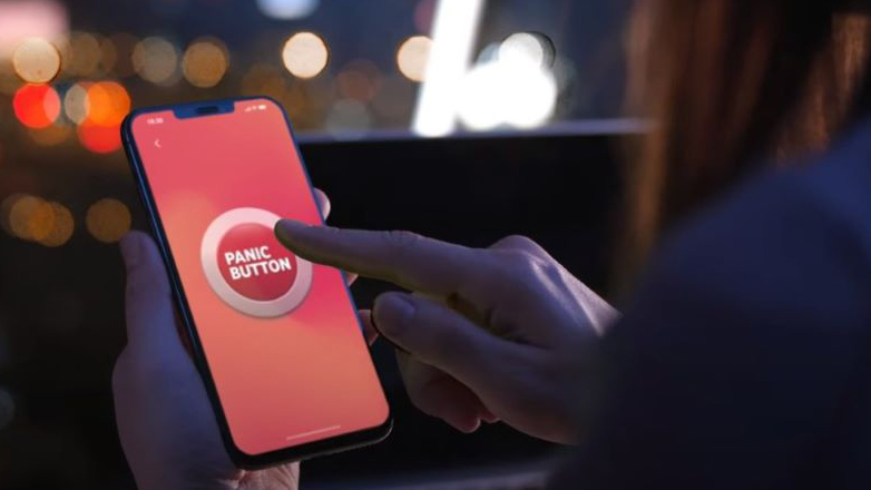 Ηράκλειο: Απεγνωσμένη χρήση panic button από 26χρονη με την αστυνομία να αργεί επιδεικτικά