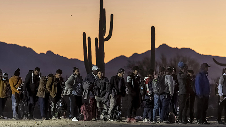 ΗΠΑ: Δικαστής ανέστειλε την απόφαση Τραμπ να ακυρώσει το νομικό καθεστώς 532 χιλιάδων μεταναστών