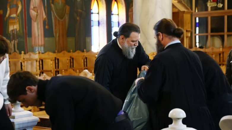 Δέματα Αγάπης από τον Μητροπολίτη Ν. Ιωνίας κ. Γαβριήλ