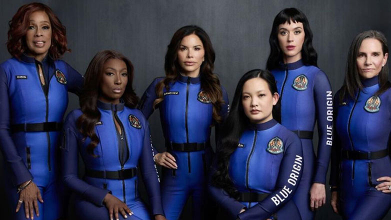Blue Origin: Στη δημοσιότητα το πρώτο βίντεο από το εσωτερικό της κάψουλας μετά την ιστορική πτήση των 6 γυναικών στο διάστημα