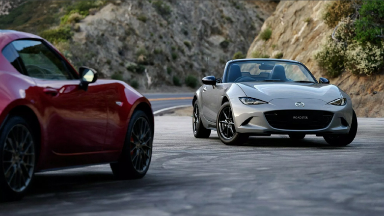 Mazda MX-5: Ετοιμάζεται νέα γενιά, χειροκίνητη και ατμοσφαιρική με κινητήρα 2.5λτ.