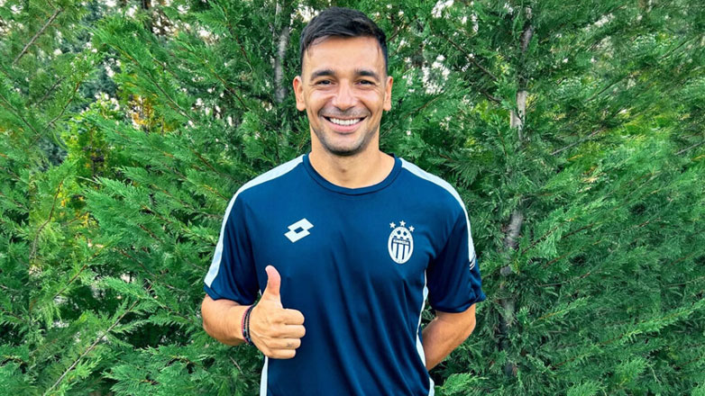 Σωτήρης Νίνης: Έγινε μπαμπάς για πρώτη φορά – Η φωτογραφία με τον νεογέννητο γιο του