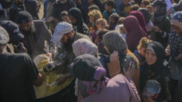 Γάζα: Η ανθρωπιστική βοήθεια «απειλείται με πλήρη κατάρρευση», δηλώνουν ΜΚΟ