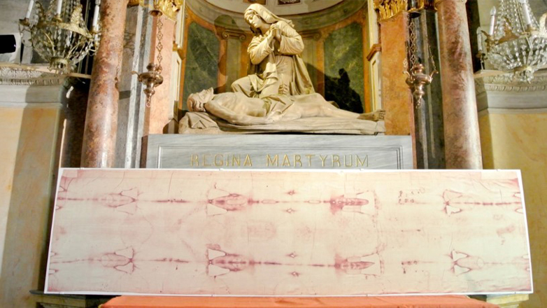 Ψηφιακό ομοίωμα της Ιεράς Σινδόνης θα εκτίθεται στην κεντρική πλατεία του Τορίνου