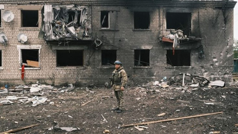 Δύο νεκροί και δεκάδες τραυματίες σε ρωσικά πλήγματα στο Χάρκοβο και το Σούμι