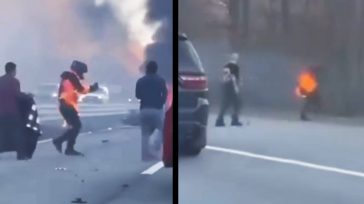 Τρομακτικό βίντεο: Μοτοσικλετιστής έχει πάρει φωτιά μετά από τροχαίο και παλεύει με τις φλόγες (Βίντεο)
