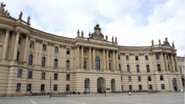 Γερμανία: Η αστυνομία διέλυσε κατάληψη φιλοπαλαιστίνιων ακτιβιστών στο Πανεπιστήμιο Χούμπολντ