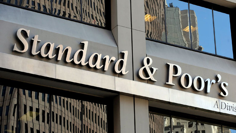 S&P: Αναβάθμιση της Ελλάδας σε ΒΒΒ με σταθερές προοπτικές