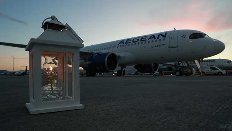 Η AEGEAN και η Olympic Air μετέφεραν το Άγιο Φως στην ελληνική επικράτεια
